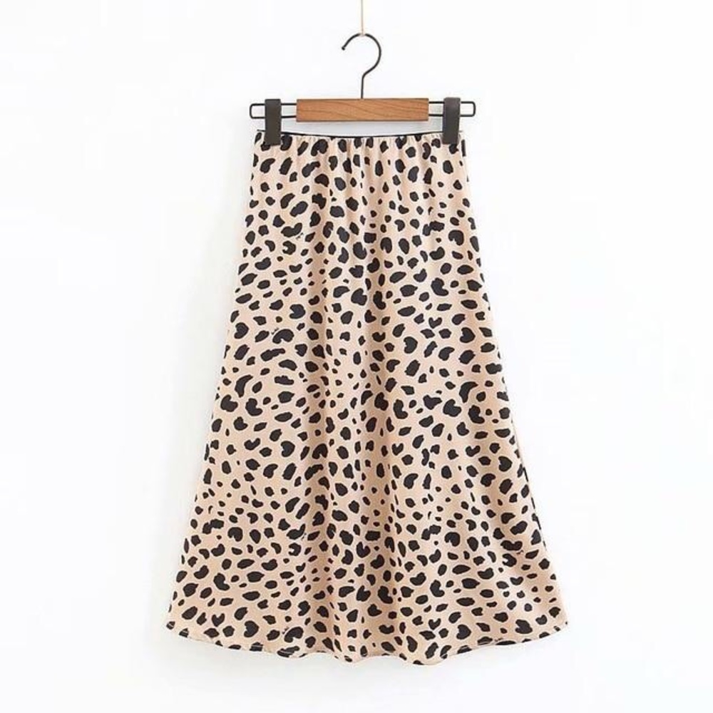 Leopard Print Midi Skirt - Picture 7 of 8